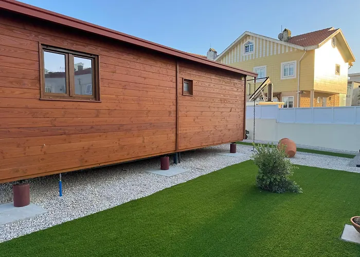 Acolhedora Casa De Ferias T2 Com Espaco Exterior Nyaraló