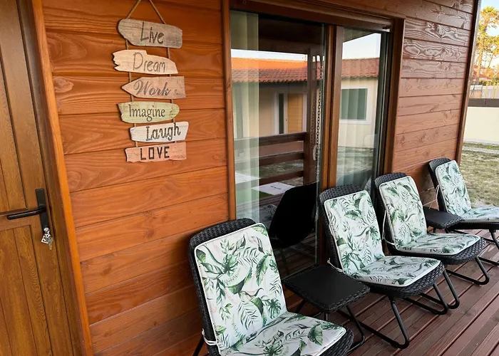 Acolhedora Casa De Ferias T2 Com Espaco Exterior Nyaraló